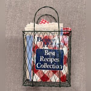Farmhouse Kitchen Gift Set Wire Basket Recipe Book Dish Towels New